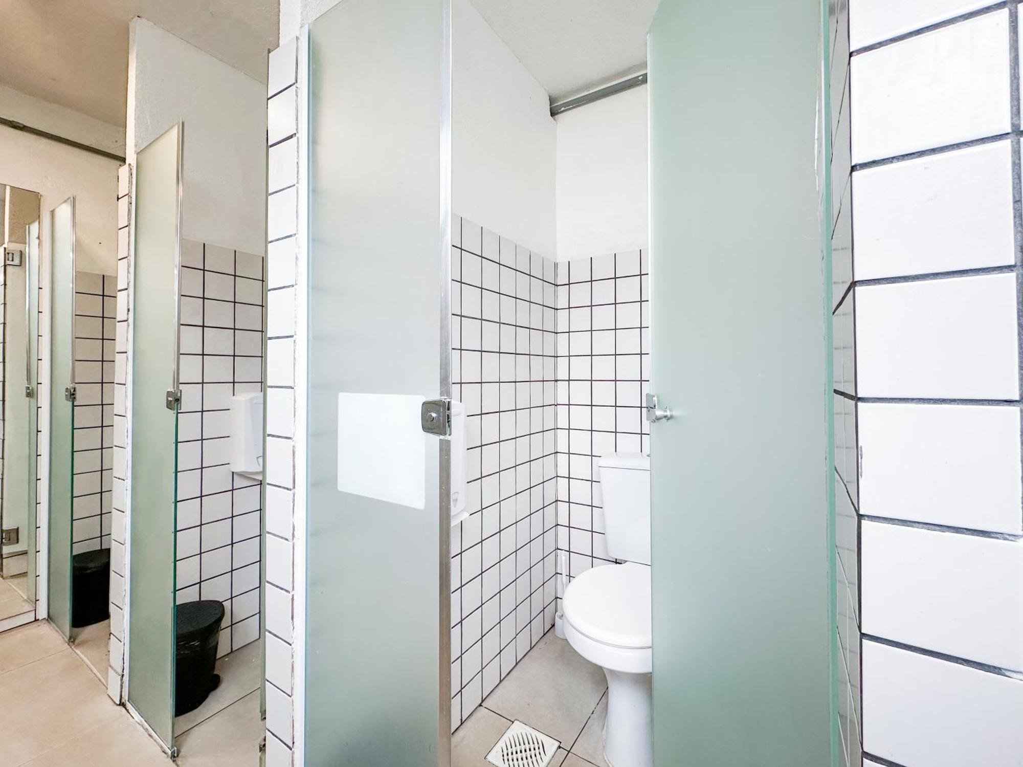 Laika Hostel กัมบูรี ภายนอก รูปภาพ