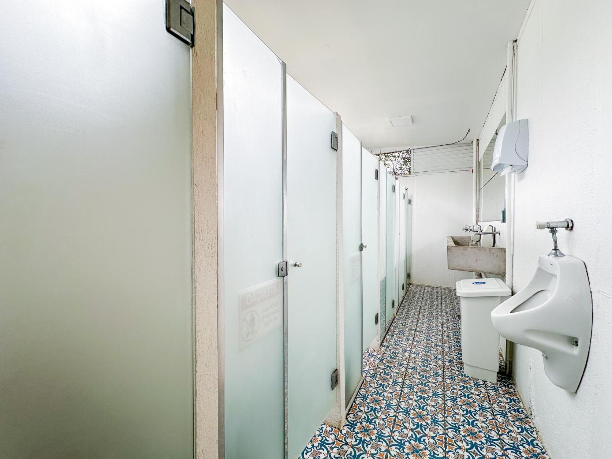 Laika Hostel กัมบูรี ภายนอก รูปภาพ