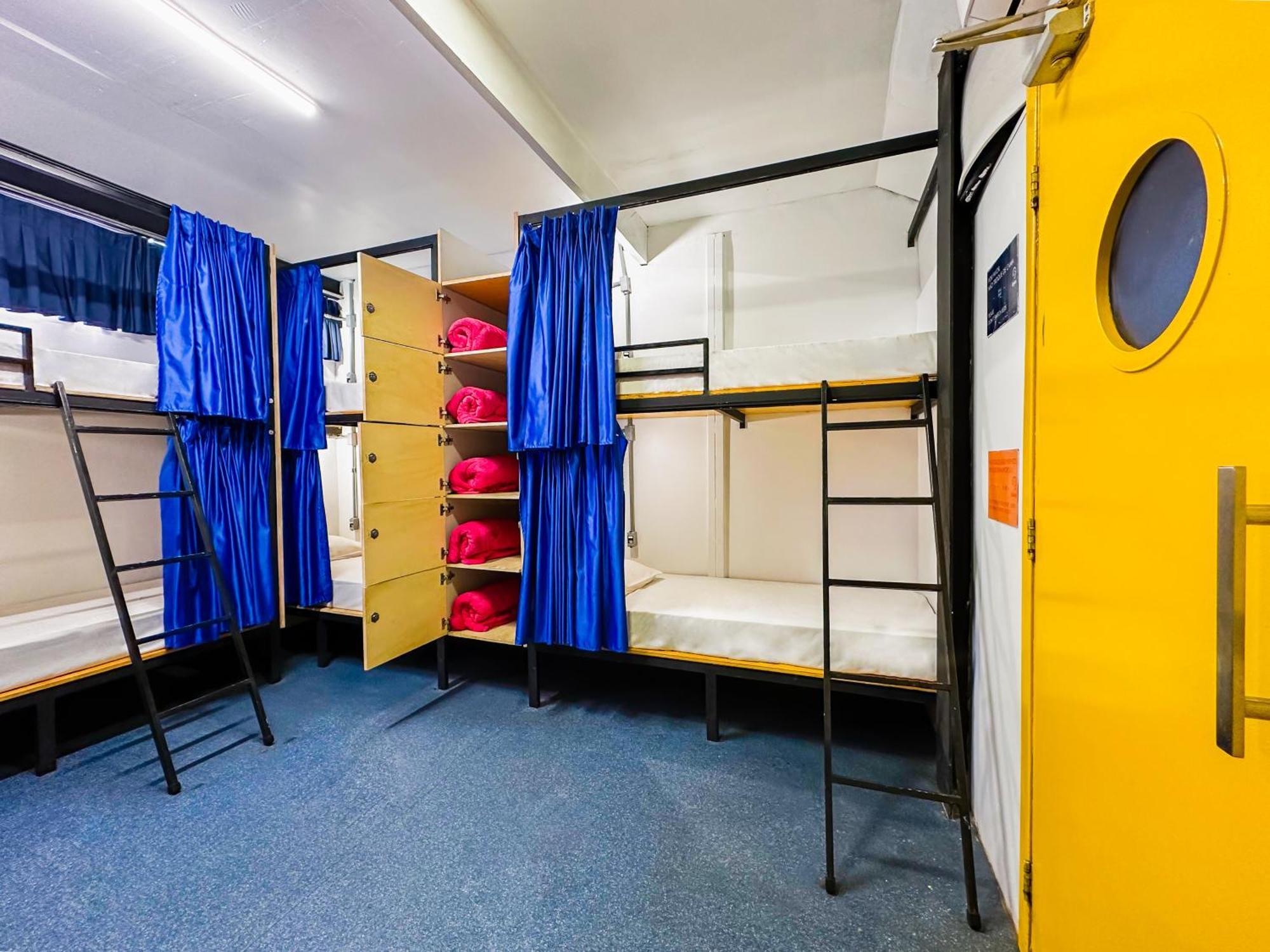 Laika Hostel กัมบูรี ภายนอก รูปภาพ